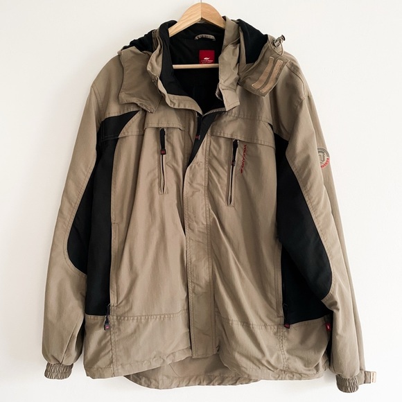 Volcano Activewear Men’s Technical Jacket – Size XL - Picture 6 of 10